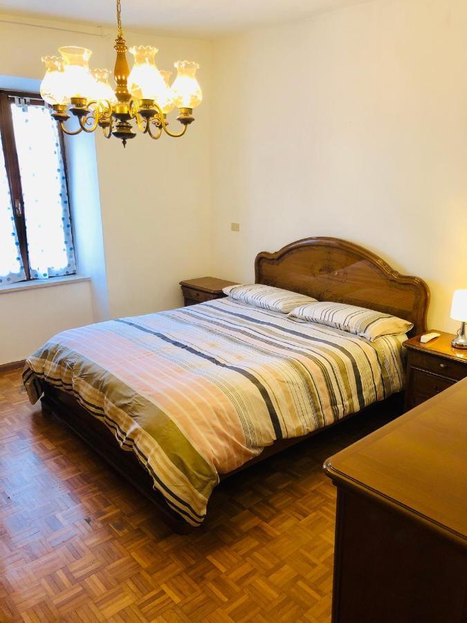 דירות Tassullo La Casa Di Olivo מראה חיצוני תמונה