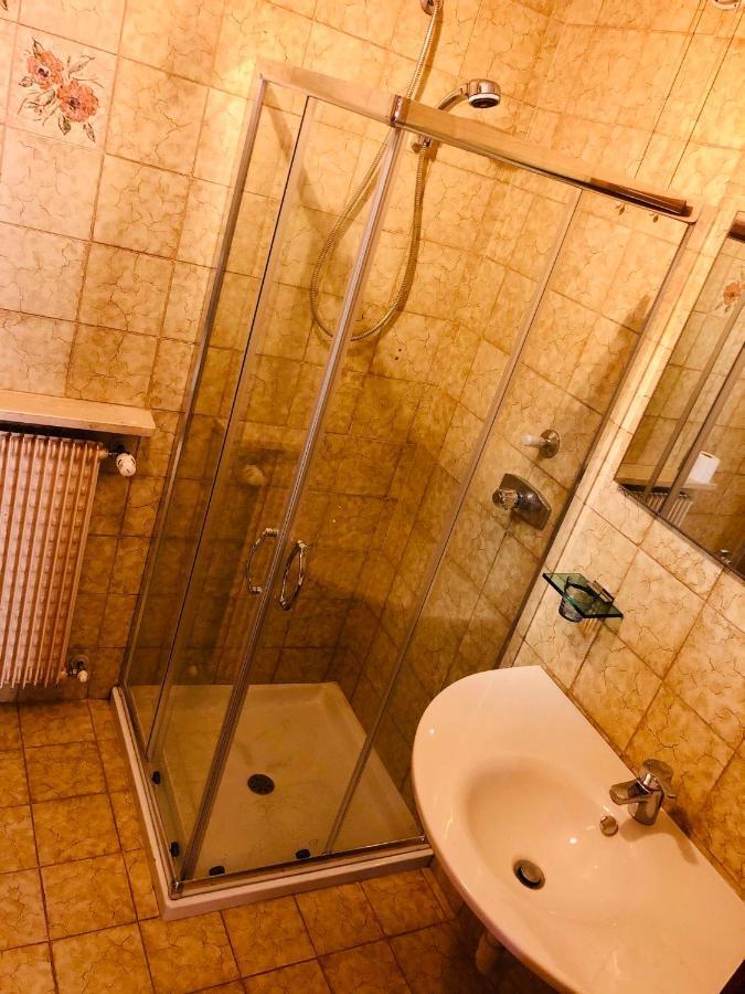 דירות Tassullo La Casa Di Olivo מראה חיצוני תמונה